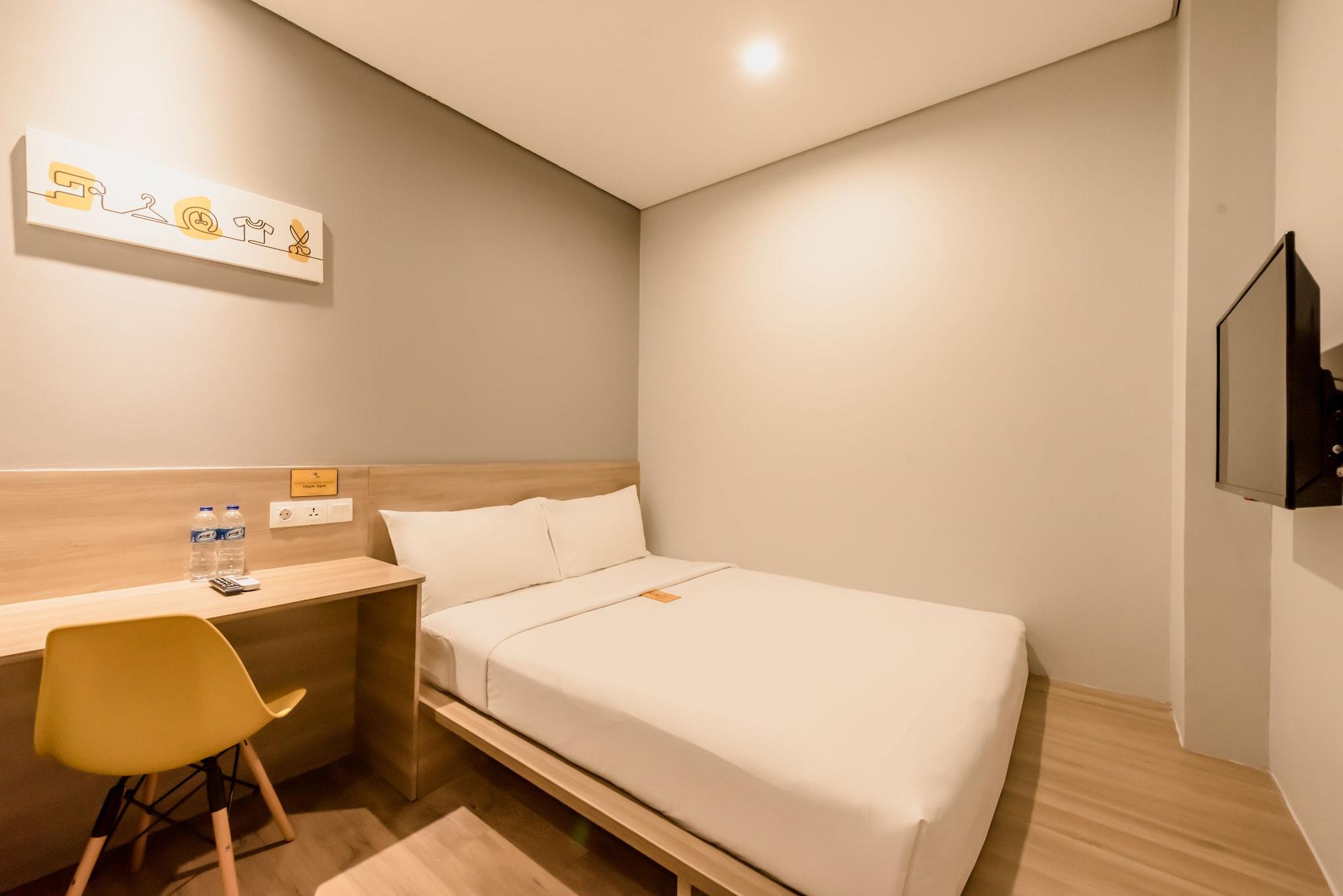 Yellow Bee Tanah Abang Jakarta Exterior photo