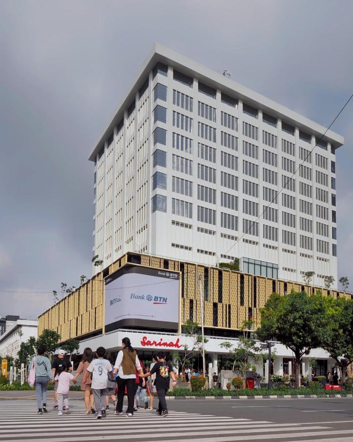 Yellow Bee Tanah Abang Jakarta Exterior photo