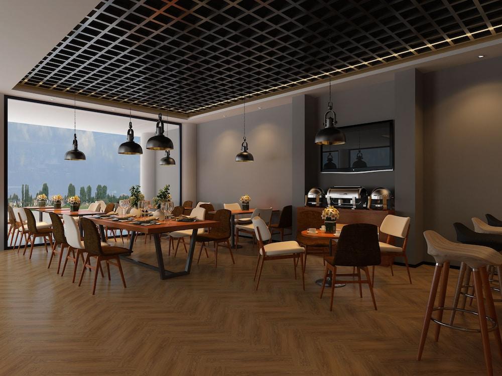 Yellow Bee Tanah Abang Jakarta Exterior photo